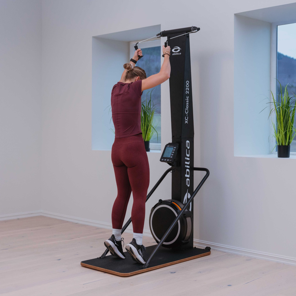 Premium XC-Classic 2200 Stakemaskin