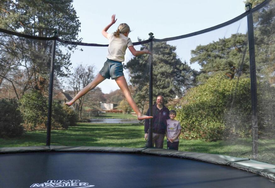 3,0m Grå Trampoline med sikkerhetsnett og stige